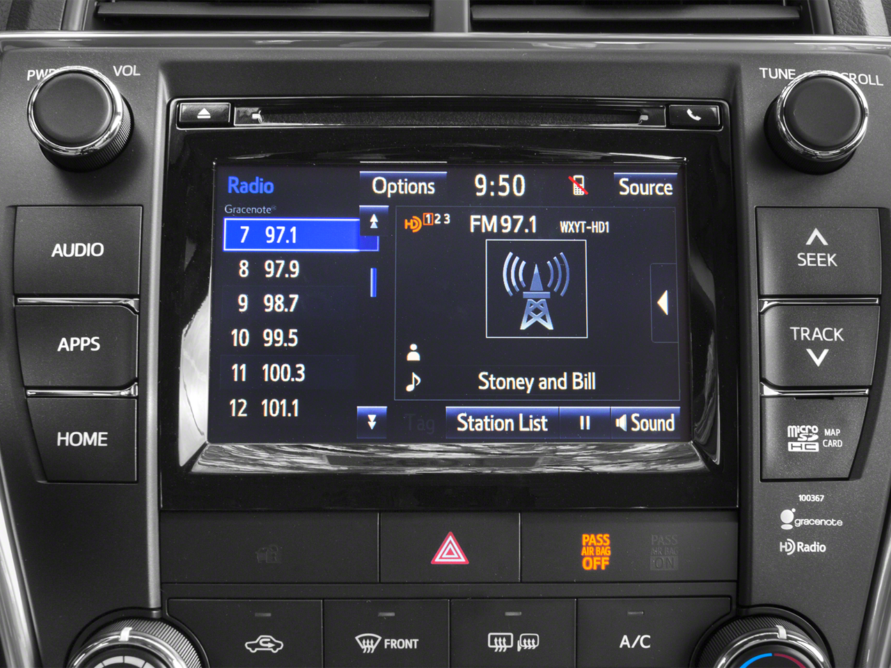 2016 Toyota Camry 4dr Sdn I4 Auto XLE