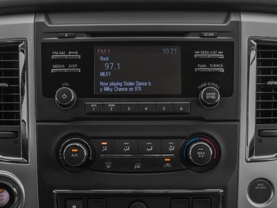 2017 Nissan Titan 4x4 Crew Cab SV