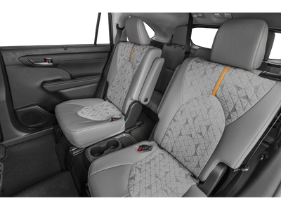 2023 Toyota Highlander Hybrid Bronze Edition AWD