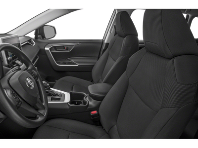 2025 Toyota RAV4 LE FWD