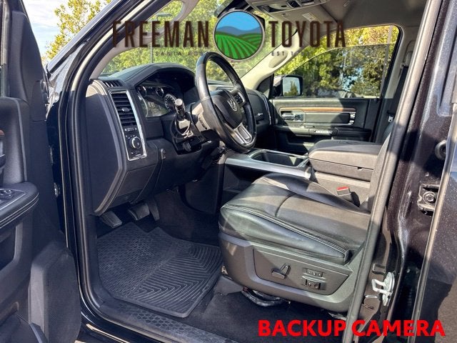 2017 RAM 1500 Laramie 4x4 Crew Cab 5'7 Box