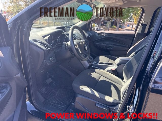 2016 Ford Escape FWD 4dr S