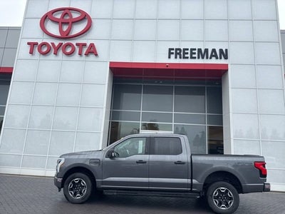 2022 Ford F-150 Lightning XLT 4WD SuperCrew 5.5' Box