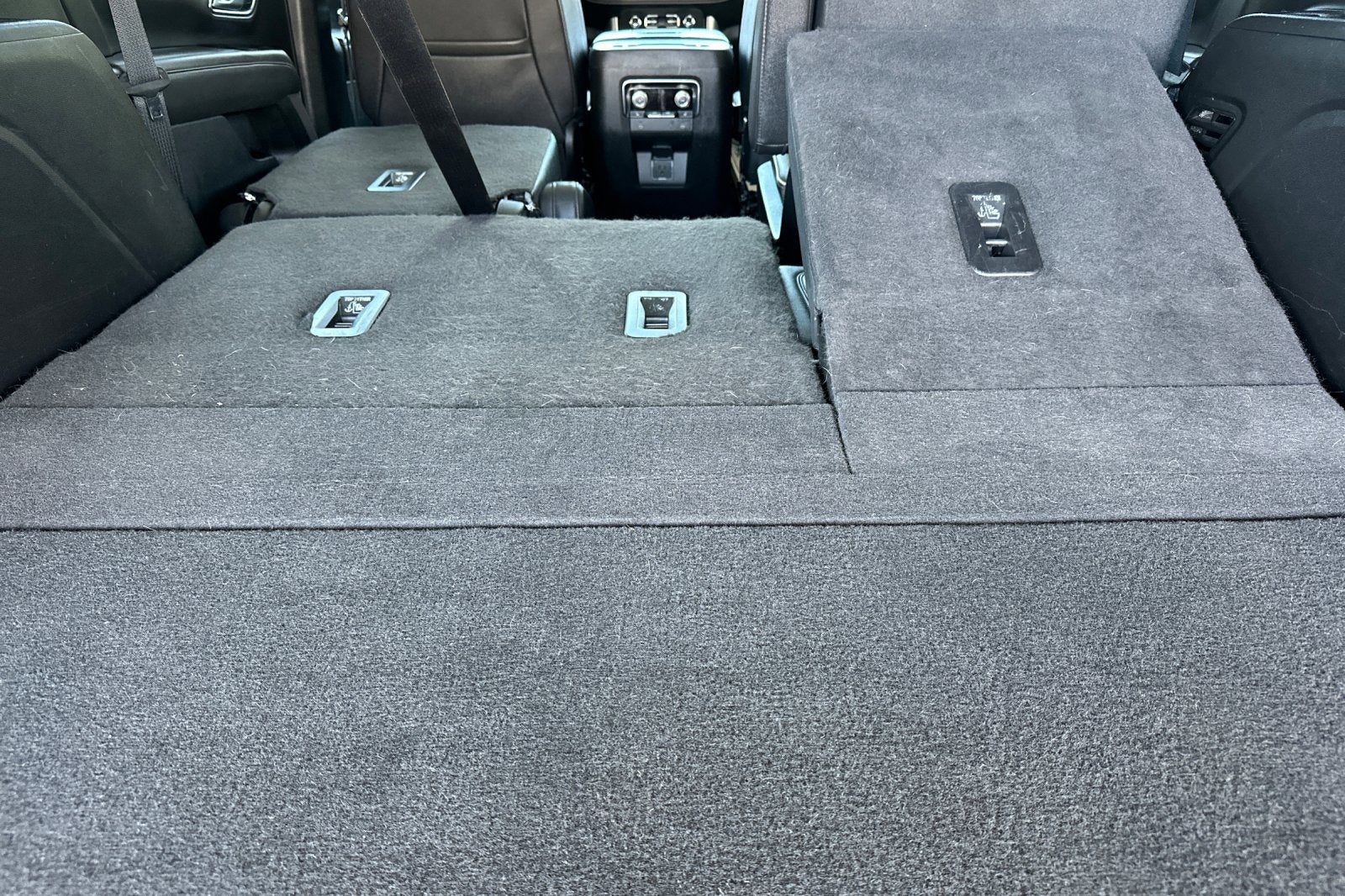 2022 GMC Yukon 4WD 4dr SLT