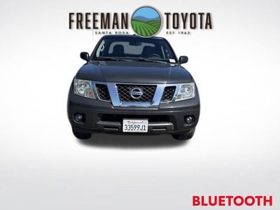 2013 Nissan Frontier 2WD Crew Cab SWB Auto SV