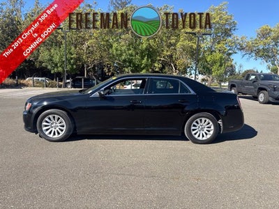2013 Chrysler 300 4dr Sdn RWD