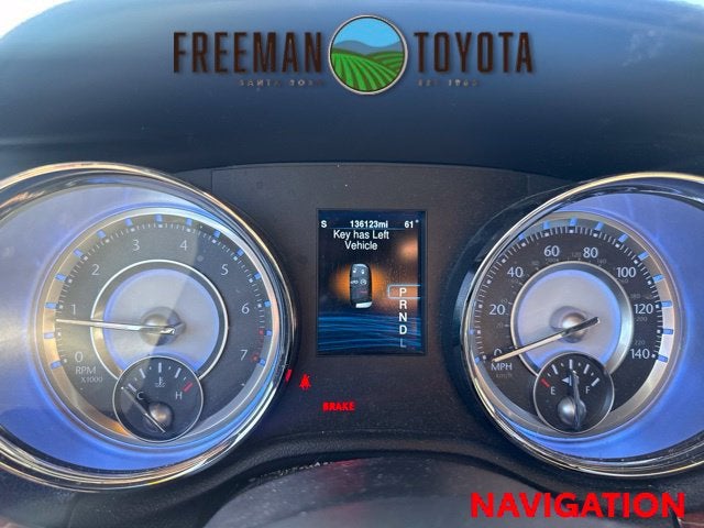 2013 Chrysler 300 4dr Sdn RWD