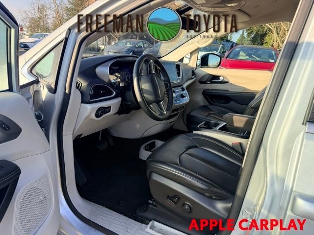 2023 Chrysler Pacifica Touring L FWD