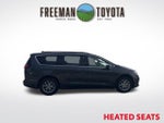 2022 Chrysler Pacifica Touring L FWD