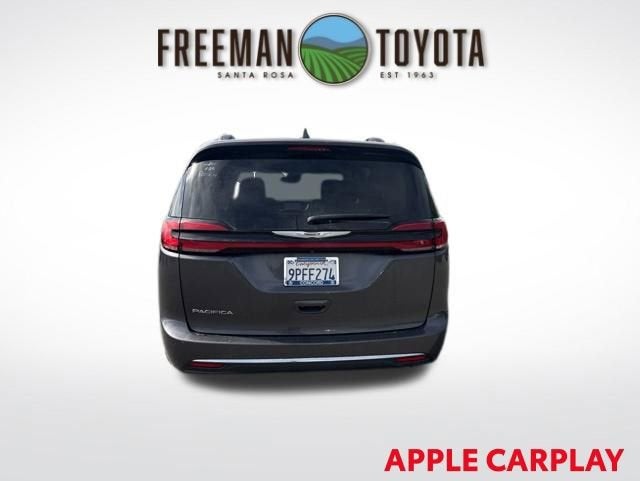 2022 Chrysler Pacifica Touring L FWD