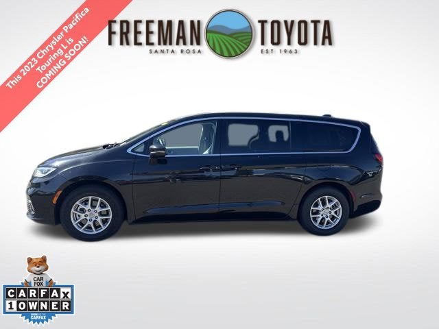 2023 Chrysler Pacifica Touring L