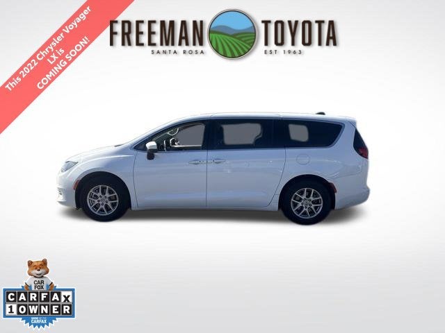 2022 Chrysler Voyager LX FWD