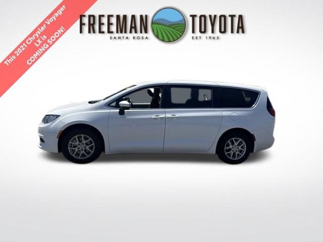2021 Chrysler Voyager LX FWD
