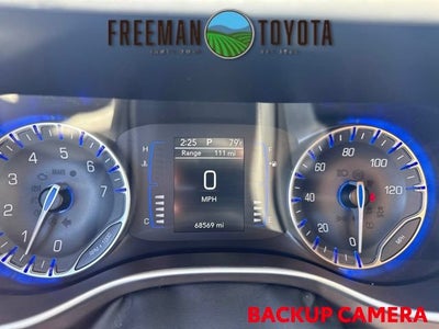 2021 Chrysler Voyager LX FWD