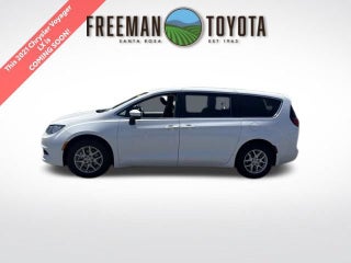 2021 Chrysler Voyager LX FWD