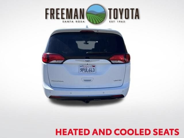 2019 Chrysler Pacifica Limited FWD