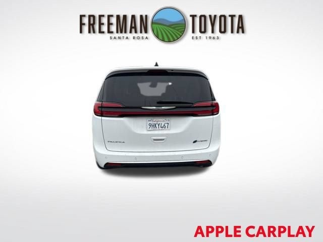 2023 Chrysler Pacifica Hybrid Touring L FWD