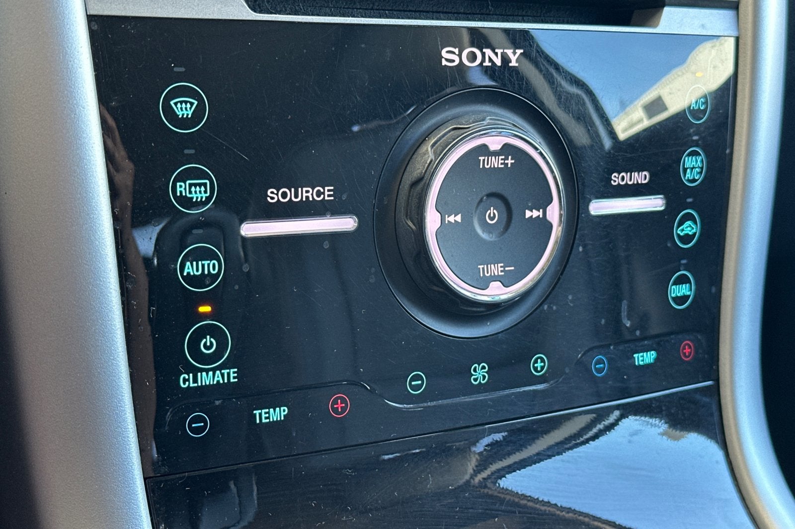 2014 Ford Edge 4dr Limited FWD