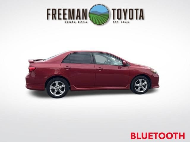 2011 Toyota Corolla 4dr Sdn Auto S