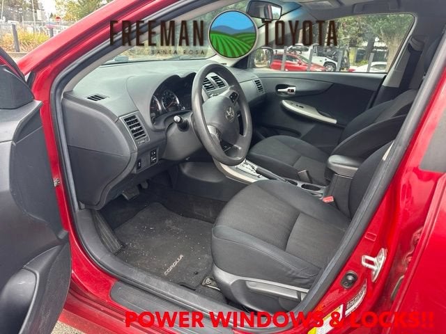 2011 Toyota Corolla 4dr Sdn Auto S