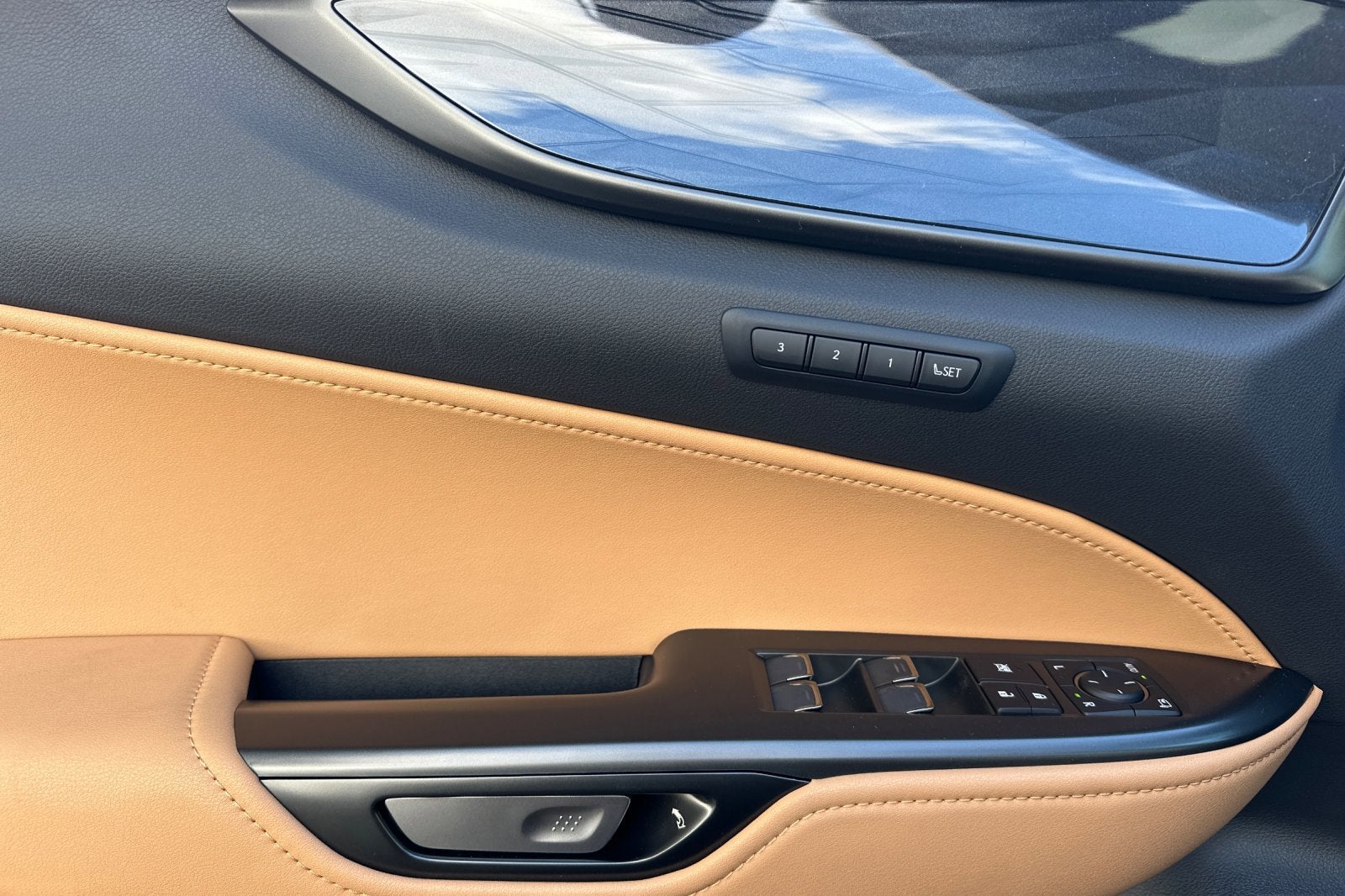 2026 Lexus NX NX 350h Premium AWD