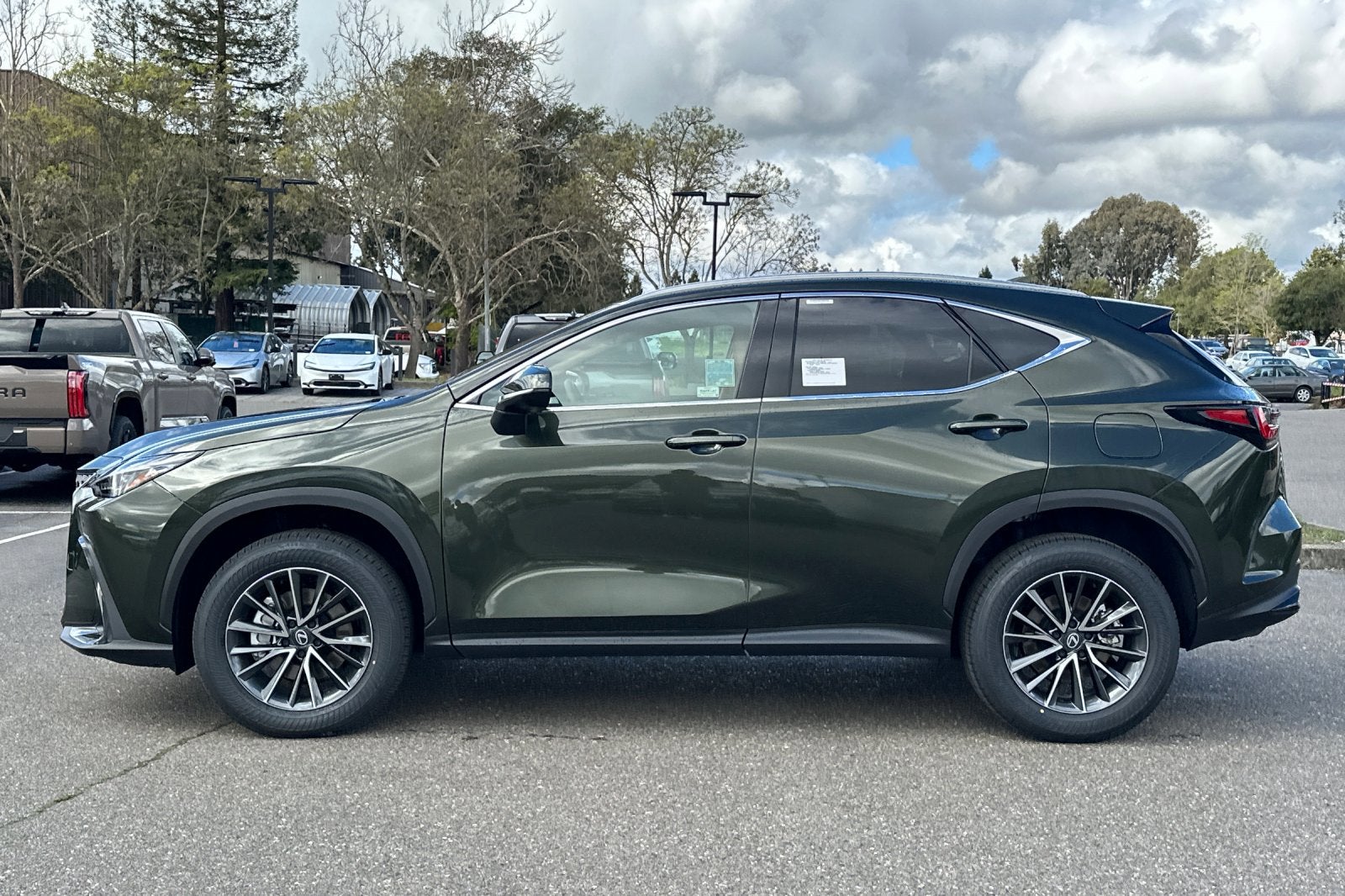 2026 Lexus NX NX 350h Premium AWD