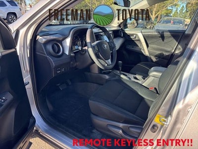 2016 Toyota RAV4 AWD 4dr LE