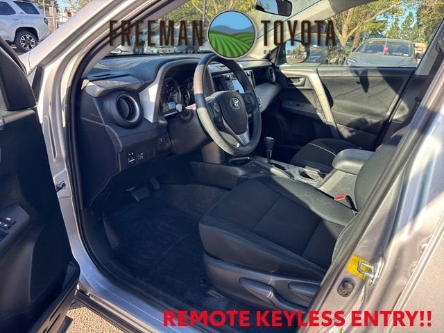2016 Toyota RAV4 AWD 4dr LE