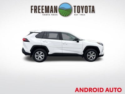 2022 Toyota RAV4 LE AWD