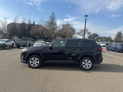 2024 Toyota RAV4 LE AWD