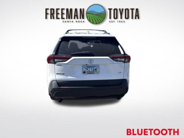 2021 Toyota RAV4 LE FWD