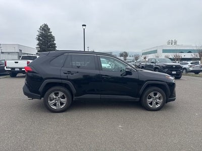 2024 Toyota RAV4 XLE FWD