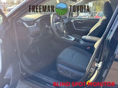 2024 Toyota RAV4 XLE FWD