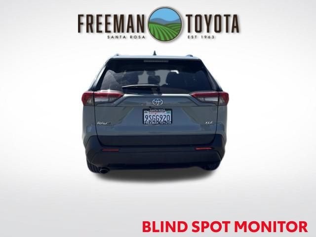 2022 Toyota RAV4 XLE FWD