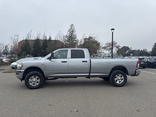 2019 RAM 2500 Tradesman 4x4 Crew Cab 8' Box