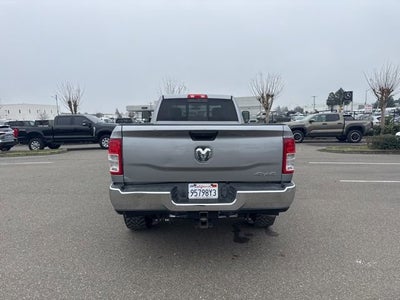 2019 RAM 2500 Tradesman 4x4 Crew Cab 8' Box