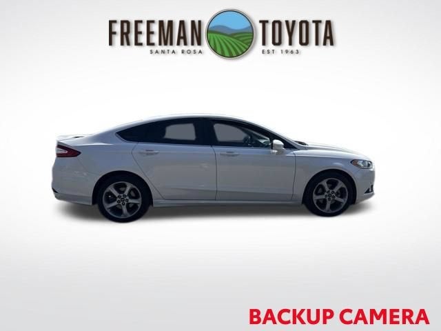 2016 Ford Fusion 4dr Sdn SE FWD