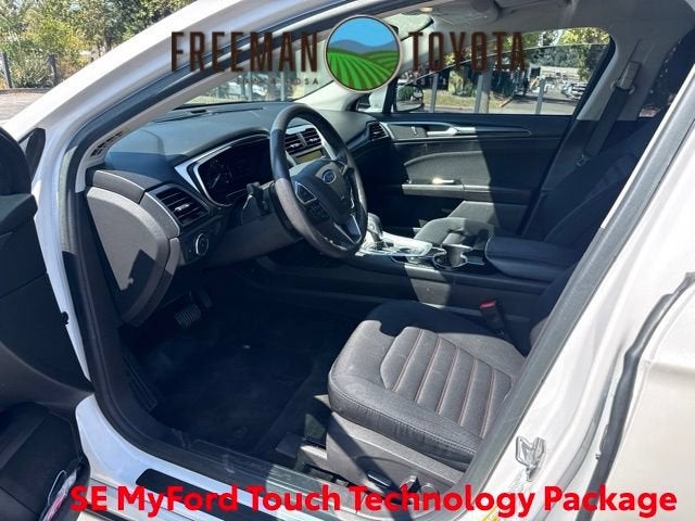 2016 Ford Fusion 4dr Sdn SE FWD