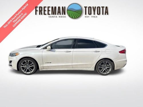2019 Ford Fusion Hybrid Titanium FWD