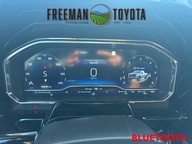 2023 Chevrolet Silverado 1500 4WD Crew Cab 147 LT Trail Boss