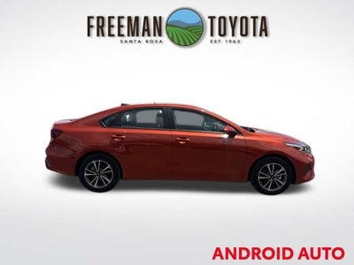 2022 Kia Forte LXS IVT