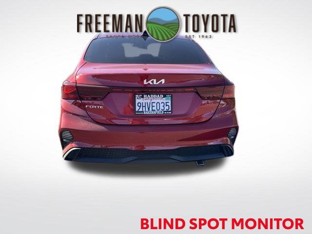2023 Kia Forte LXS IVT