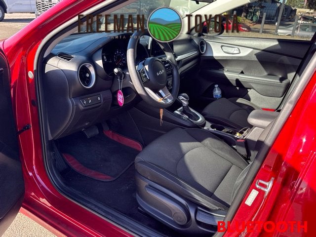 2023 Kia Forte LXS IVT