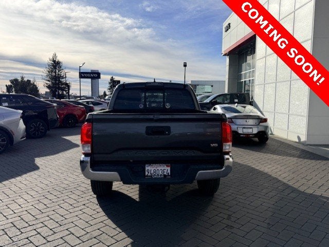 2017 Toyota Tacoma SR5 Double Cab 5' Bed V6 4x2 AT