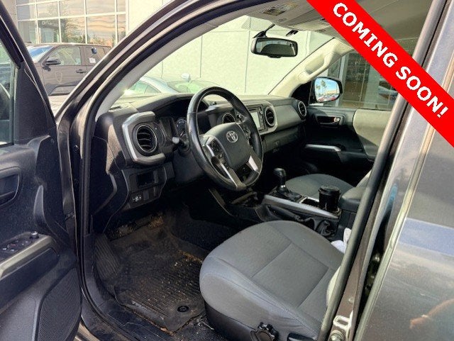 2017 Toyota Tacoma SR5 Double Cab 5' Bed V6 4x2 AT