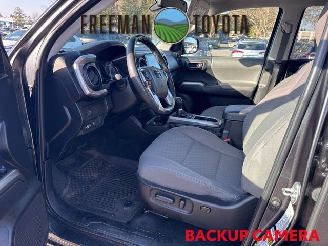 2023 Toyota Tacoma SR5 Double Cab 5' Bed V6 AT