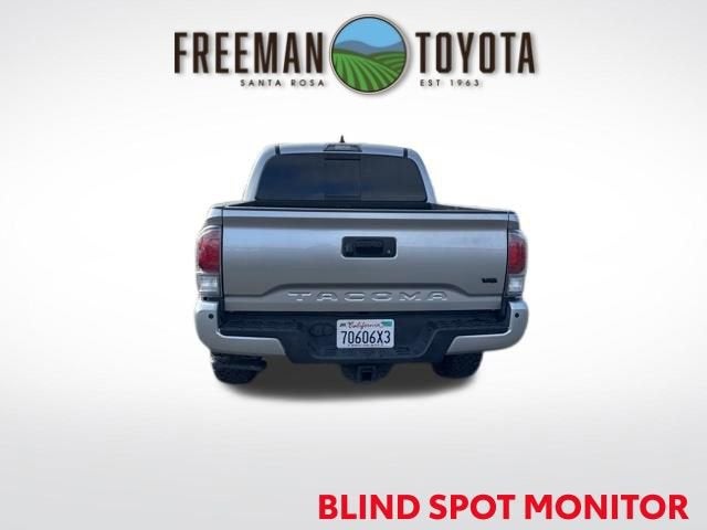 2023 Toyota Tacoma SR Double Cab 5' Bed V6 AT