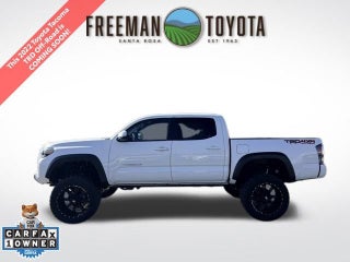 2022 Toyota Tacoma SR Double Cab 5' Bed V6 AT