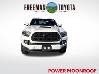 2017 Toyota Tacoma SR5 Double Cab 5' Bed V6 4x4 AT