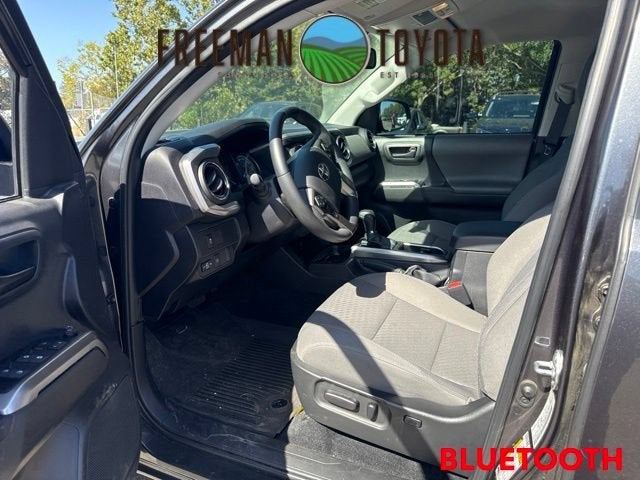 2023 Toyota Tacoma SR Double Cab 5' Bed V6 AT